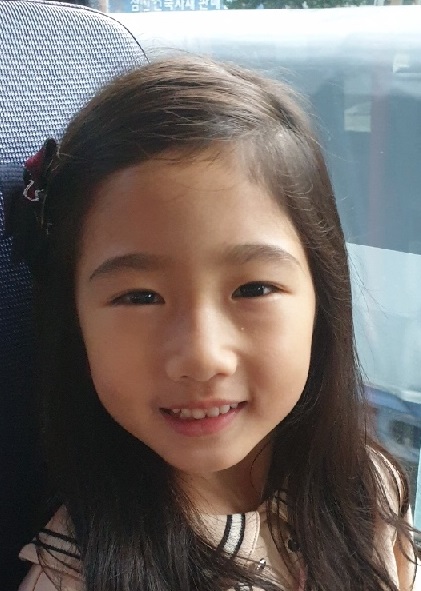 안유진.jpg