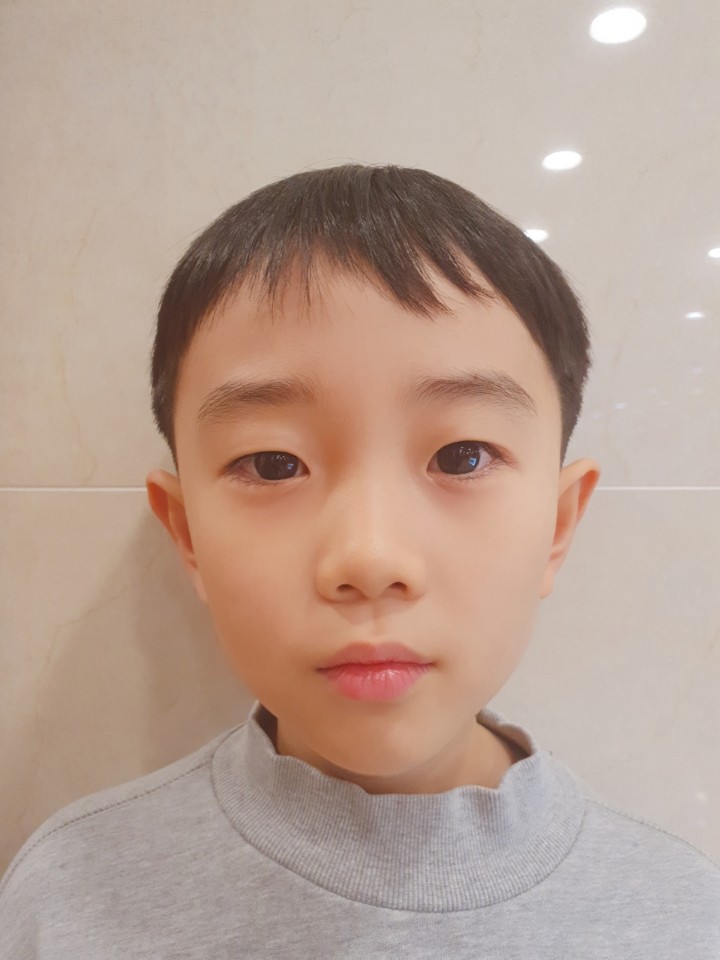 김윤성.jpg